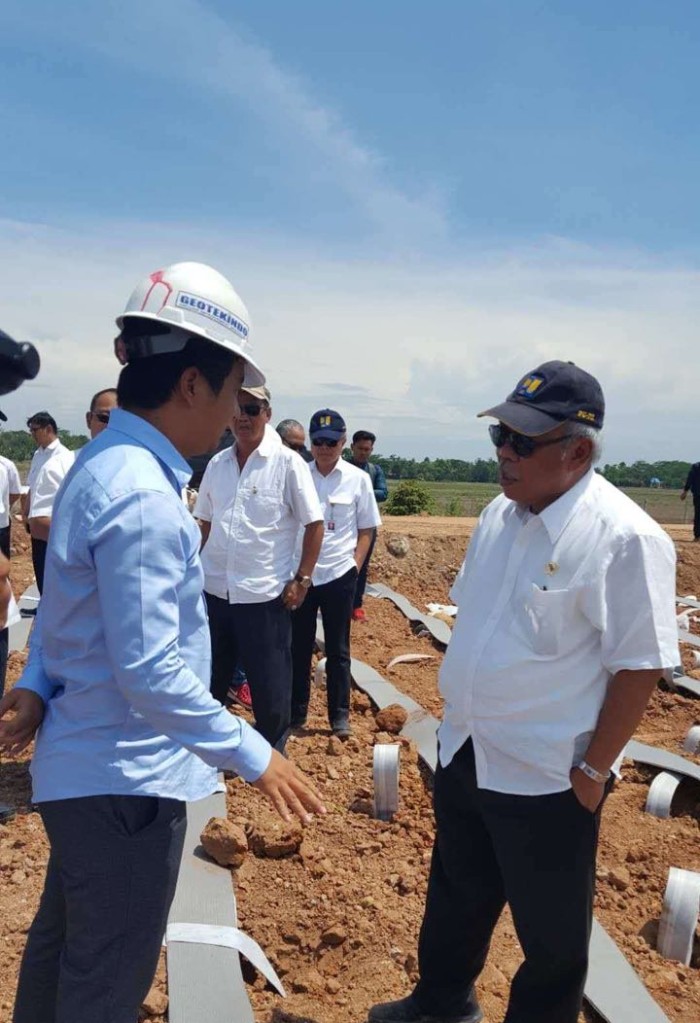 Menteri PUPR Tinjau VCM pada Ruas Tol Batang – Pemalang oleh PT Geotekindo